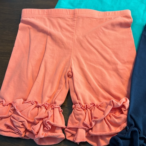 Southern Style top & Shorts - Picture 6 of 7